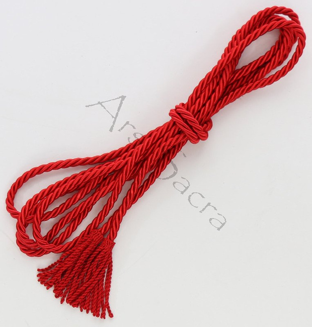 Red cincture